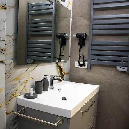 Margares Apartment *